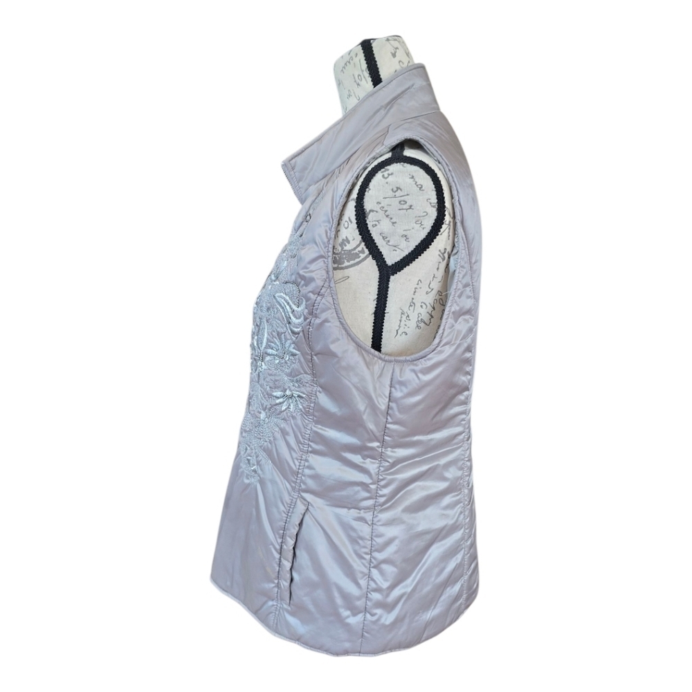 Chico's Silver Gray Embellished Zip Satin Puffy Vest M - Picture 4 of 9